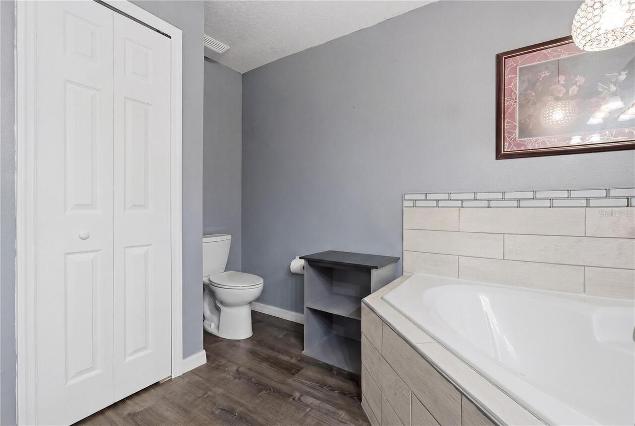 Listing Photo 22