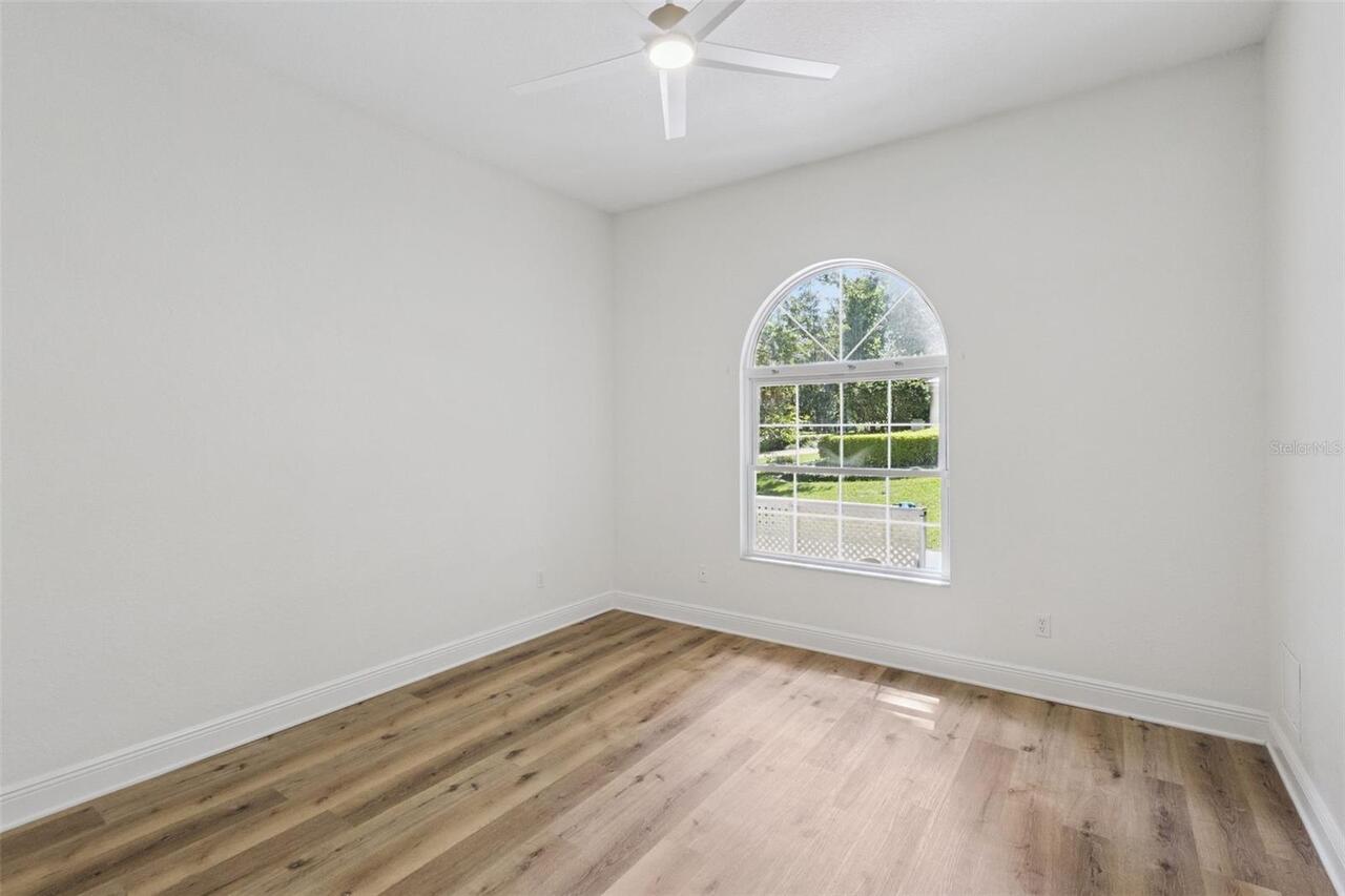 Listing Photo 32