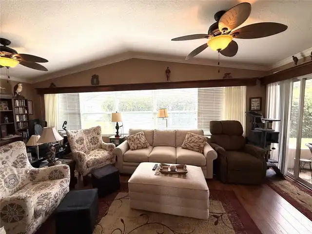 Listing Photo 13