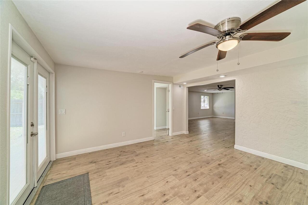 Listing Photo 22
