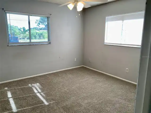 Listing Photo 8