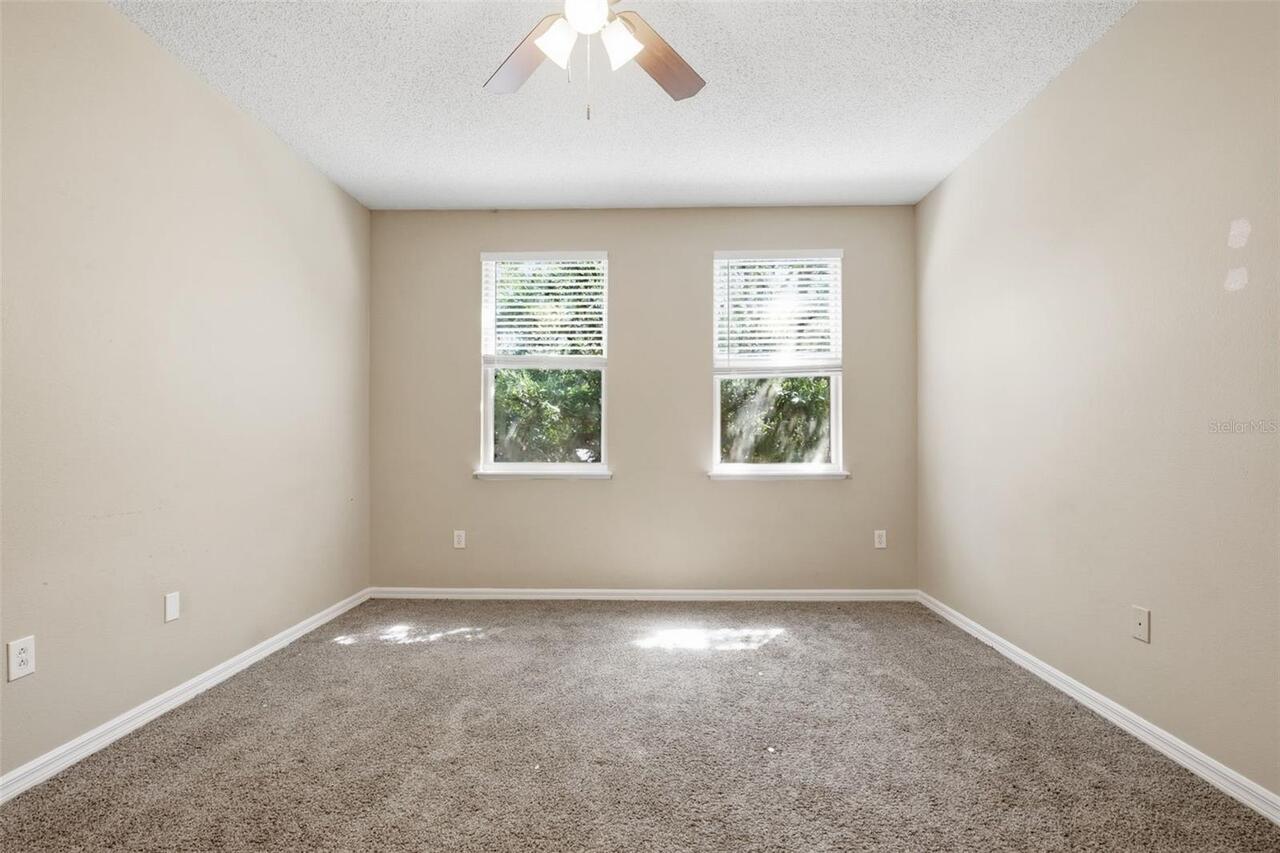 Listing Photo 14