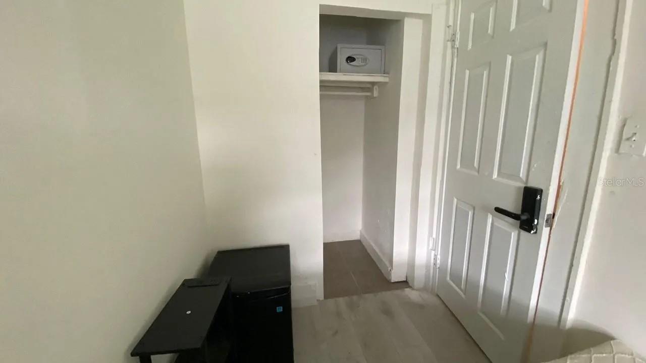 Listing Photo 15
