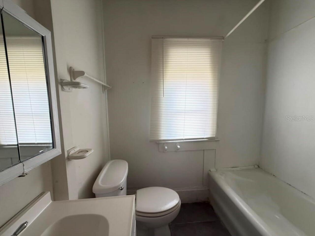 Listing Photo 29