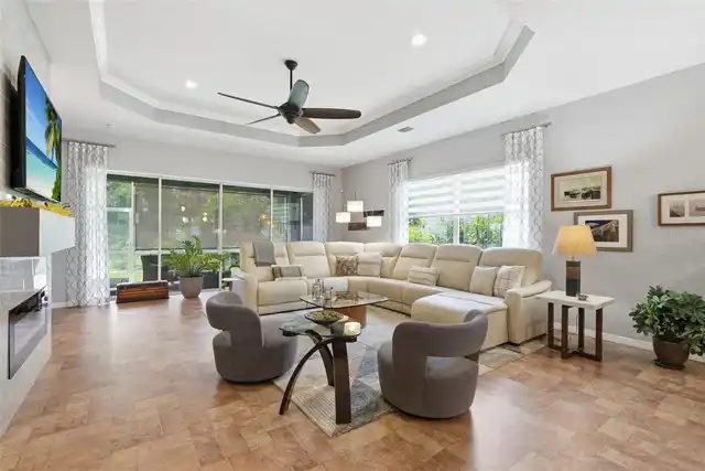Listing Photo 7