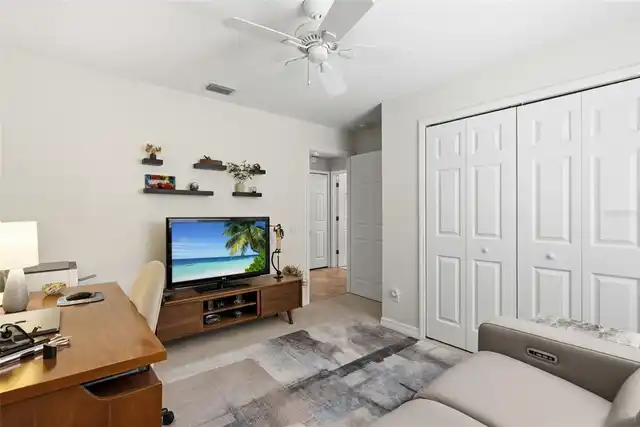 Listing Photo 23