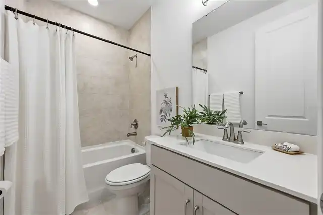 Listing Photo 6