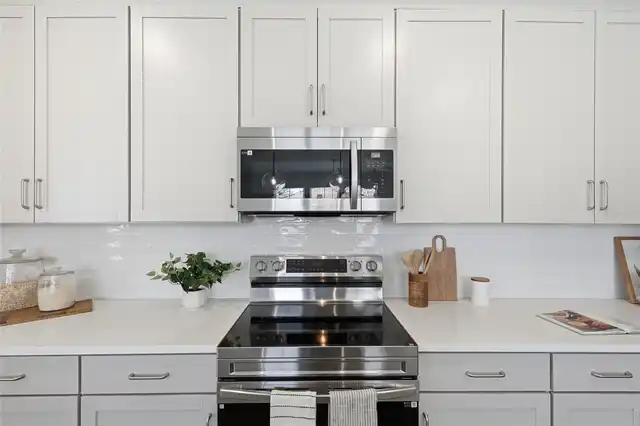 Listing Photo 15