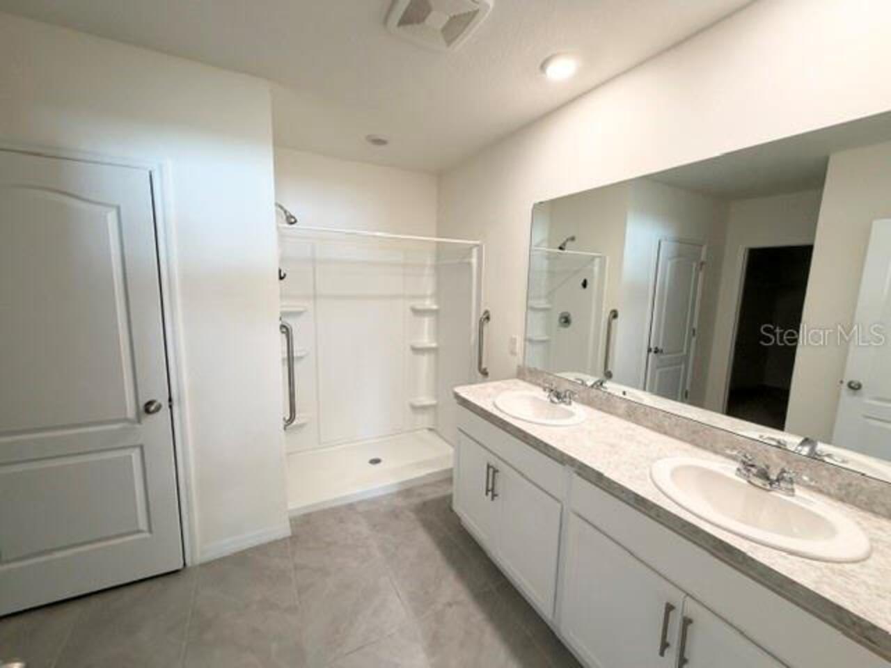 Listing Photo 7