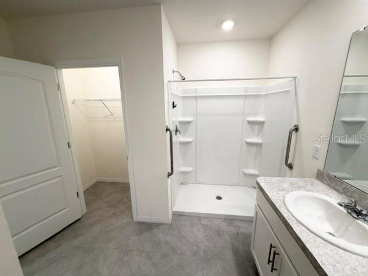 Listing Photo 9