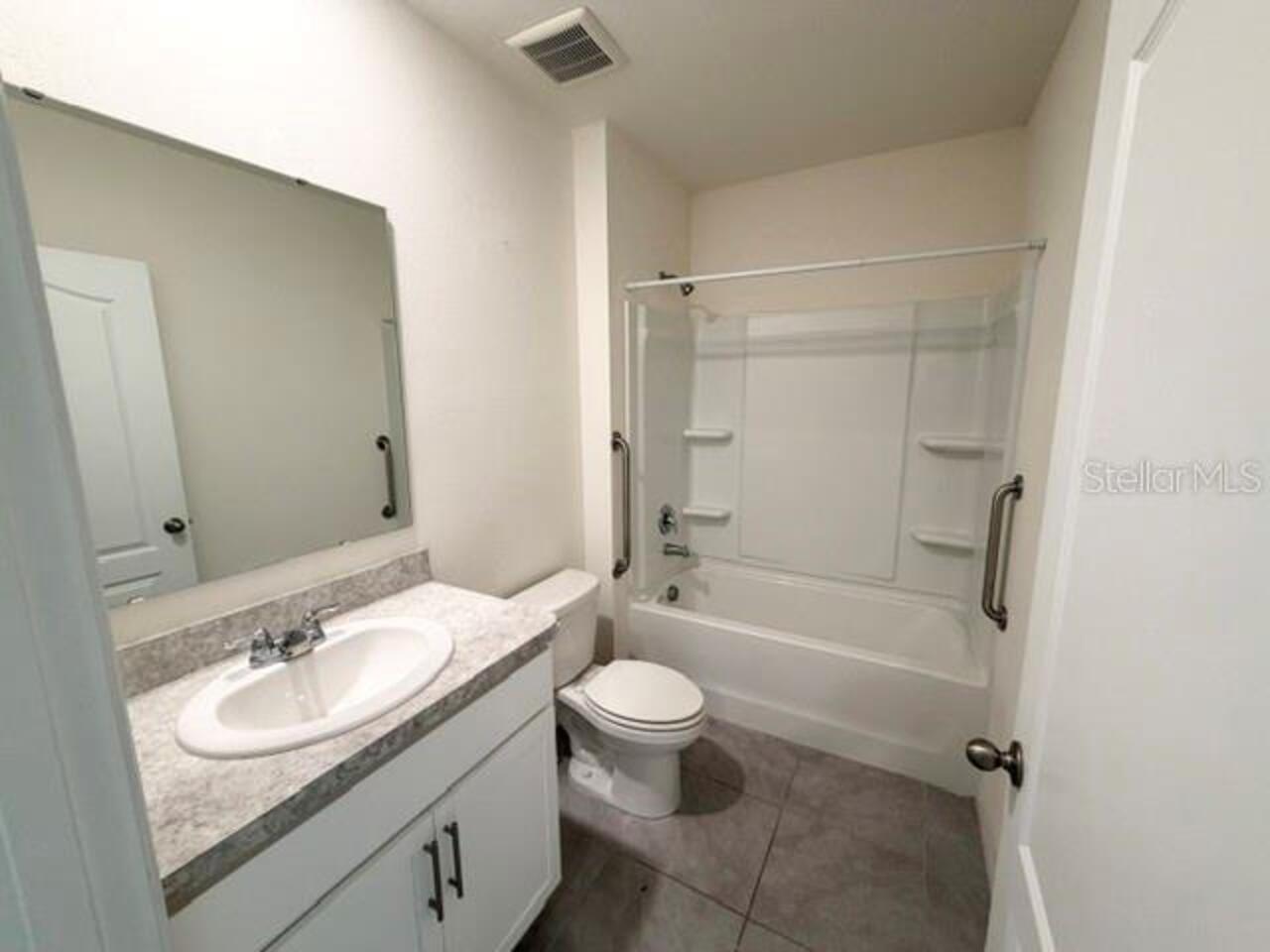 Listing Photo 18