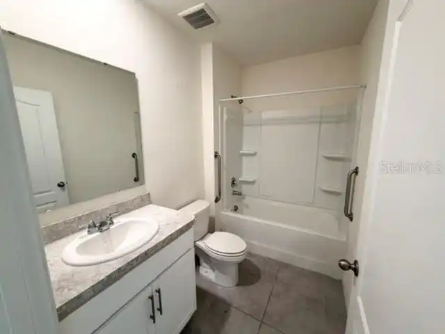Listing Photo 18