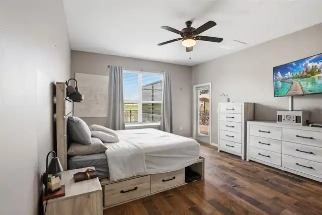 Listing Photo 18