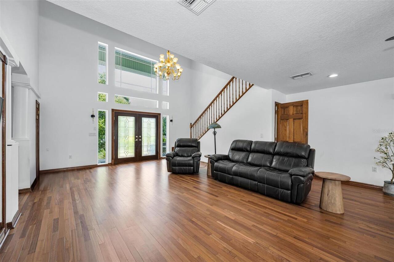 Listing Photo 10