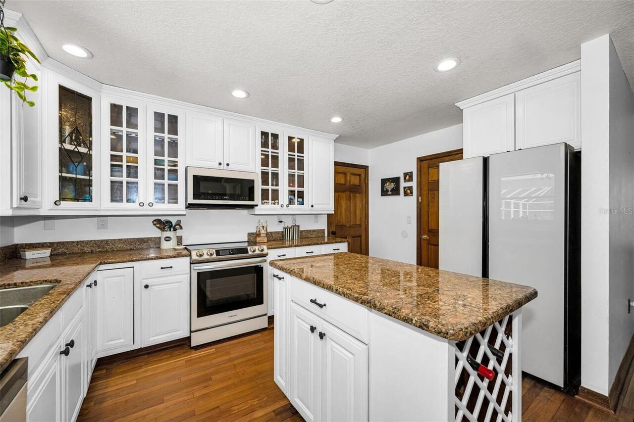 Listing Photo 21