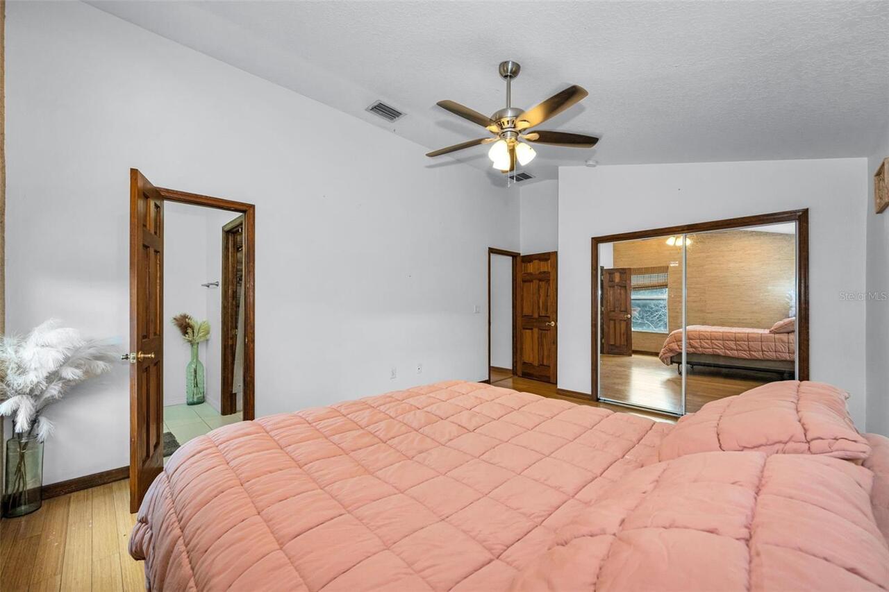 Listing Photo 38