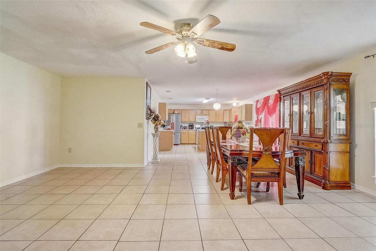 Listing Photo 12