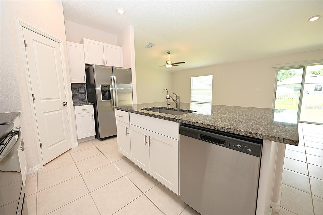 Listing Photo 9