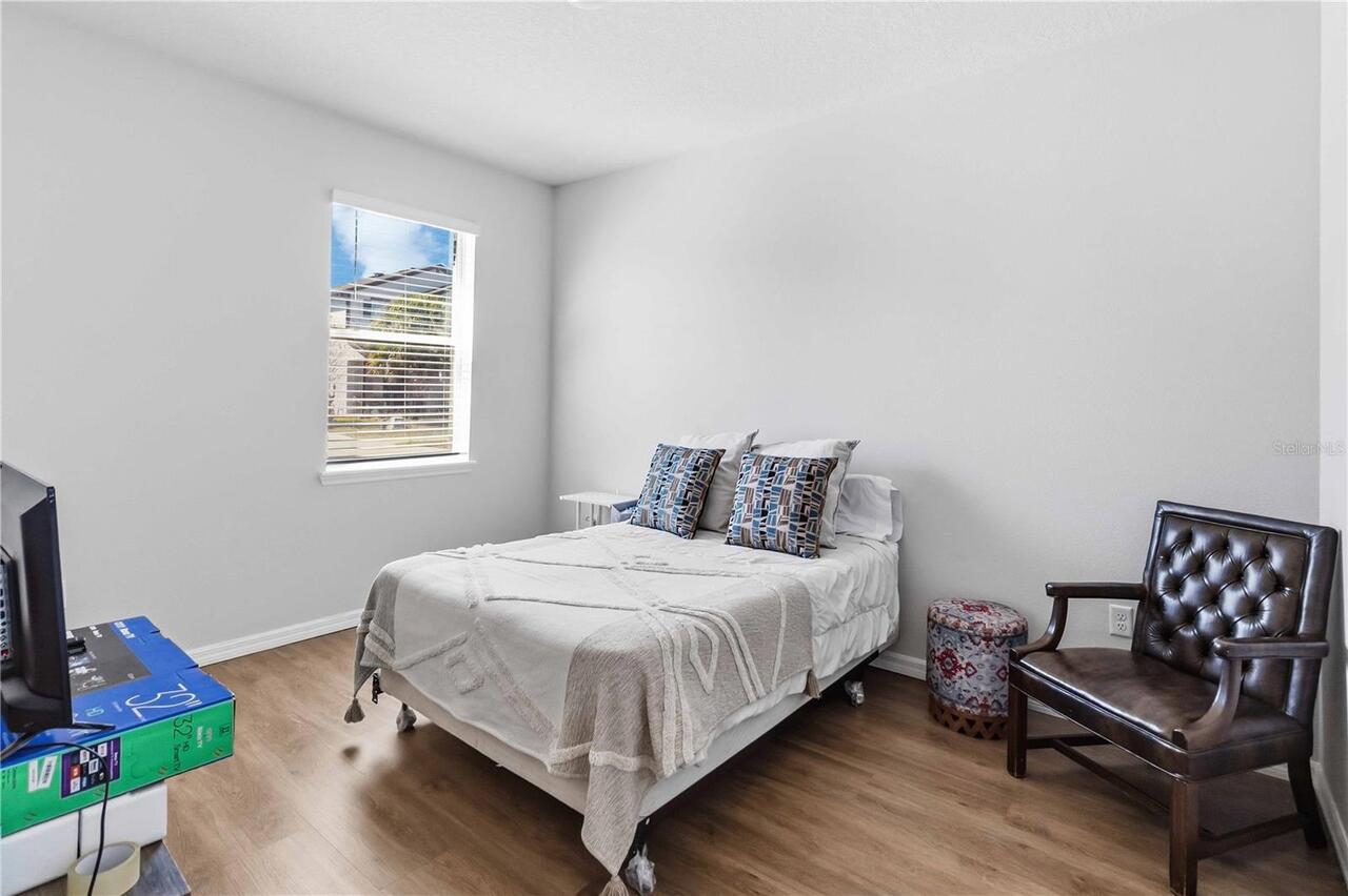 Listing Photo 16