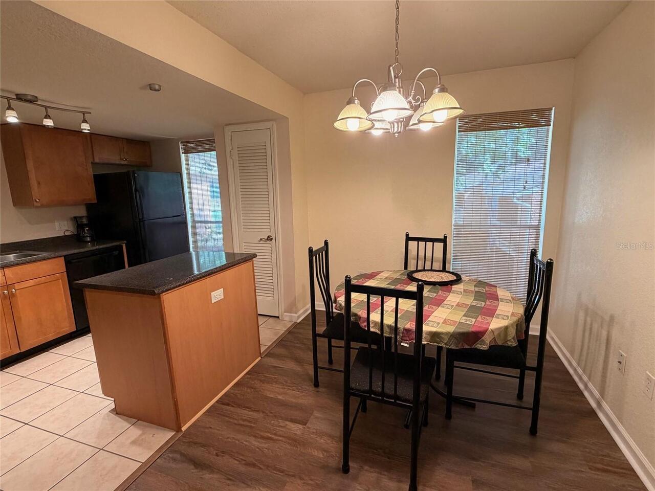 Listing Photo 8