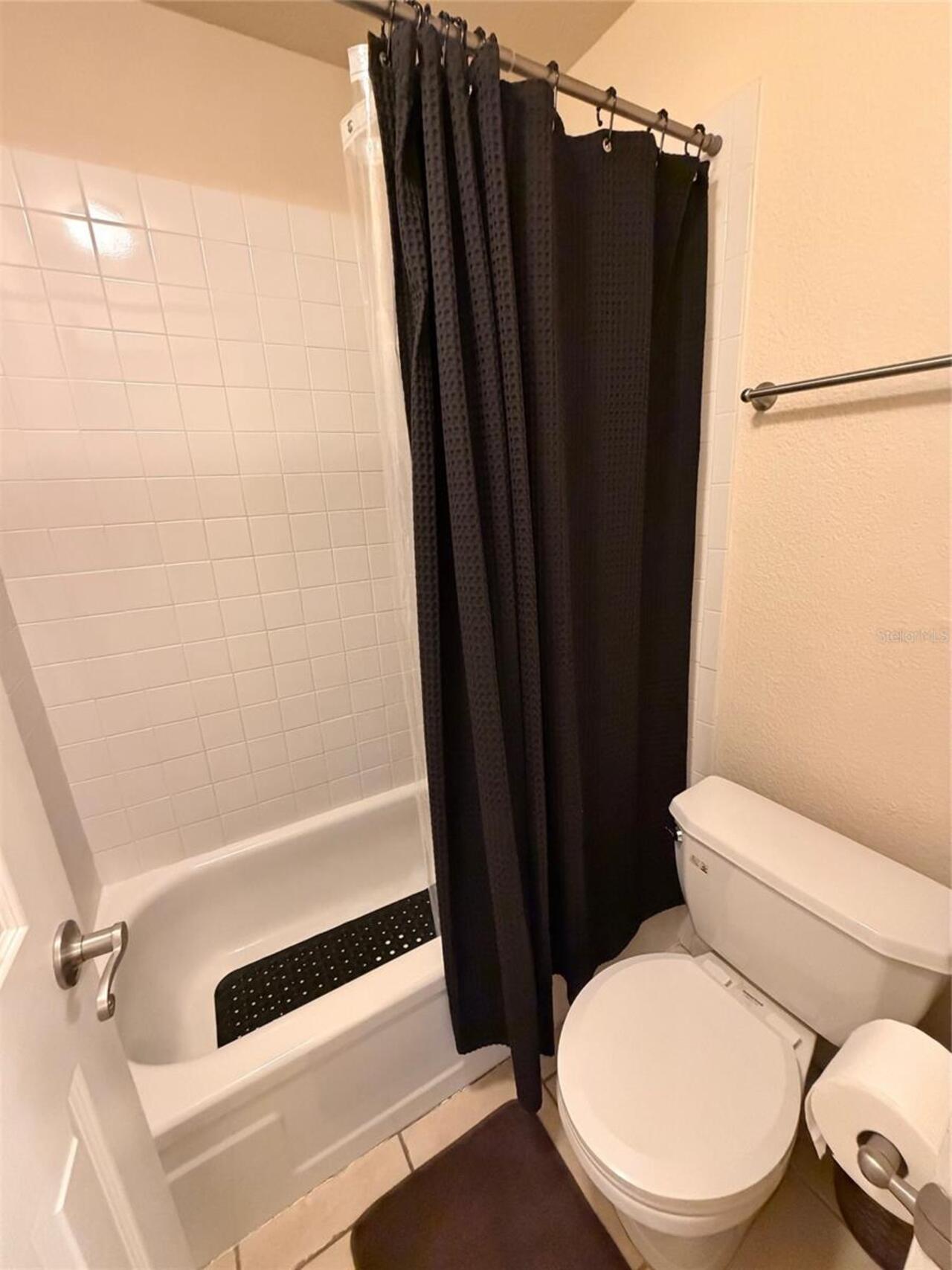 Listing Photo 12