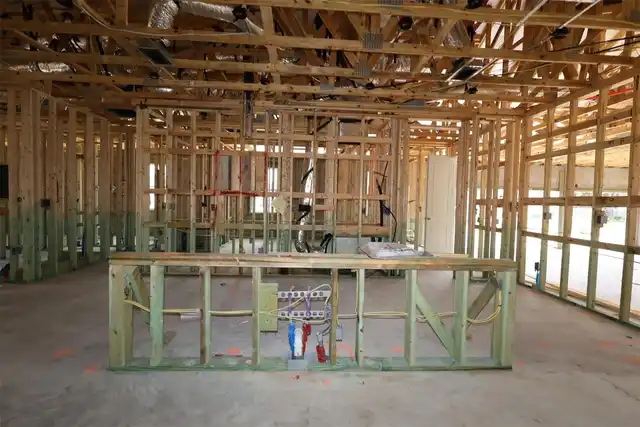 Listing Photo 6