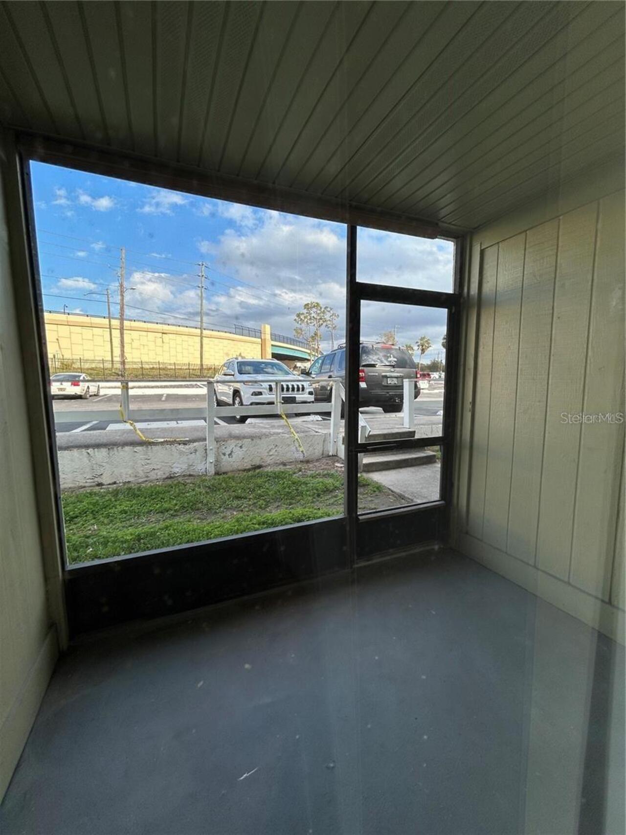 Listing Photo 11