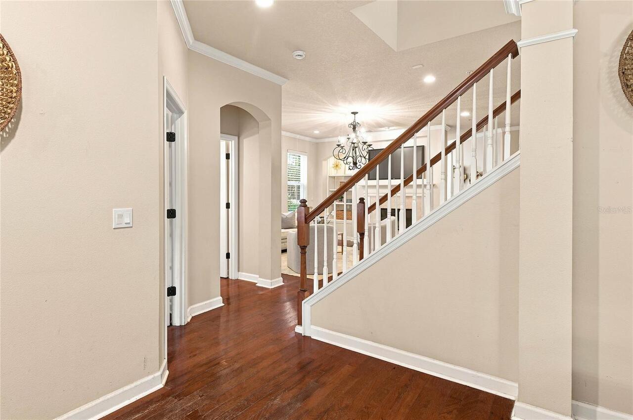 Listing Photo 10