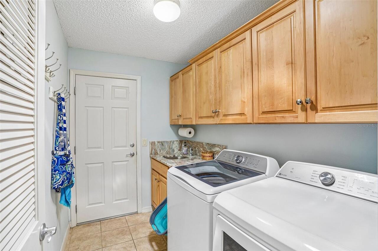 Listing Photo 37