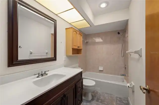 Listing Photo 25