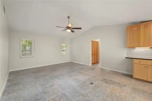 Listing Photo 29