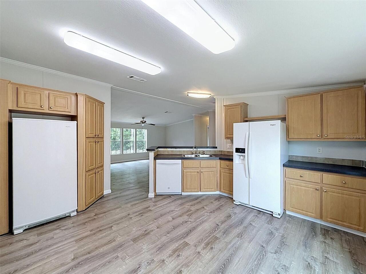 Listing Photo 7