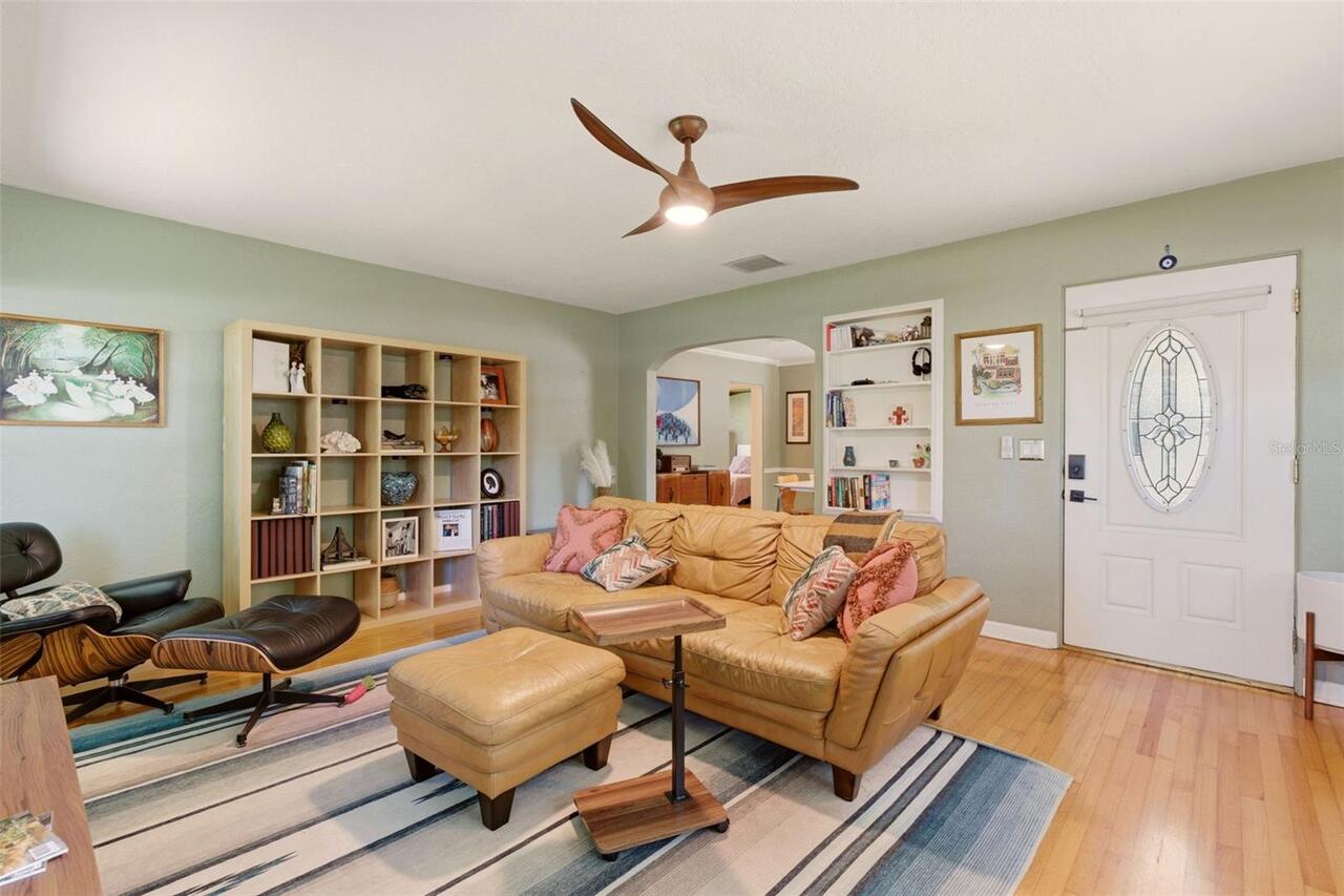 Listing Photo 6