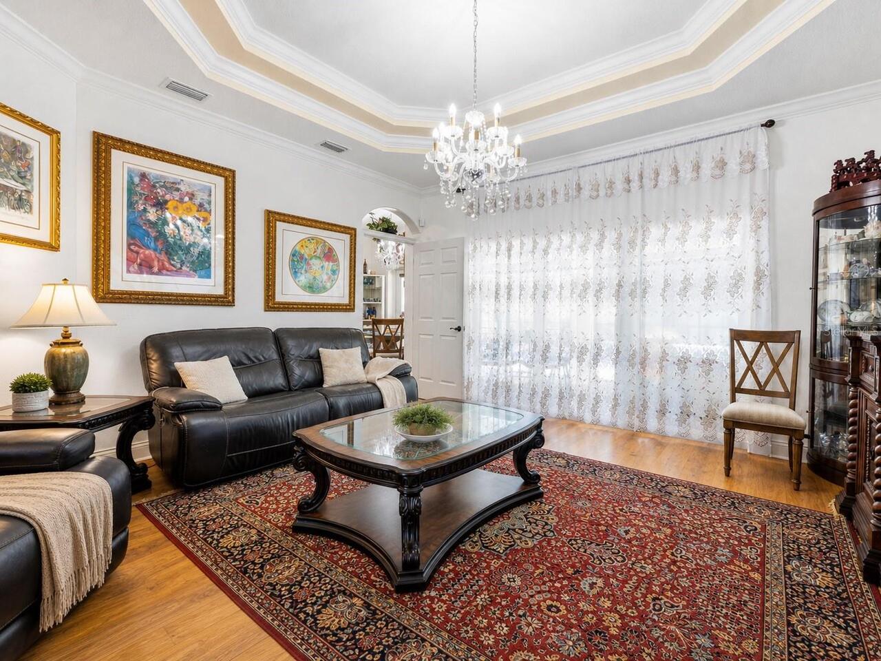 Listing Photo 11