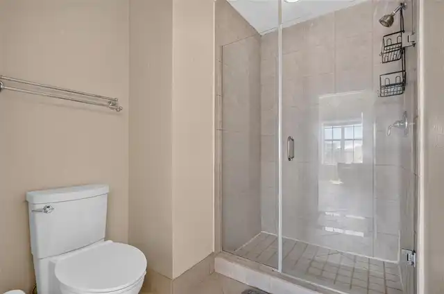 Listing Photo 28