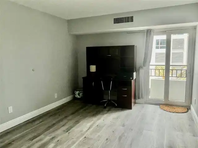 Listing Photo 29