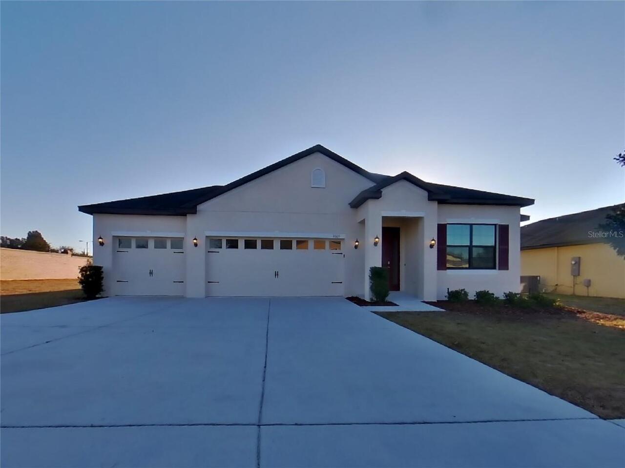 Mascotte Real Estate