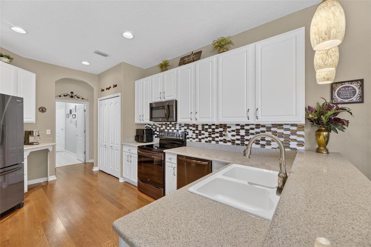 Listing Photo 18