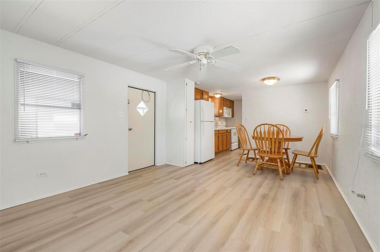 Listing Photo 7