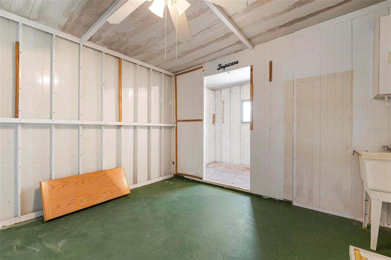 Listing Photo 16