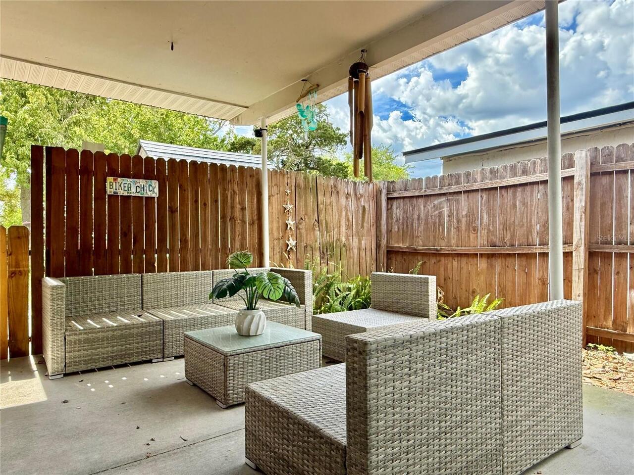 Listing Photo 9