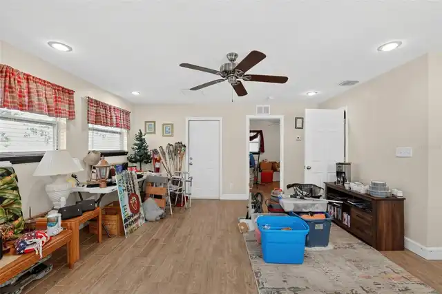 Listing Photo 43