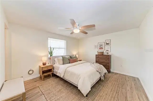 Listing Photo 9
