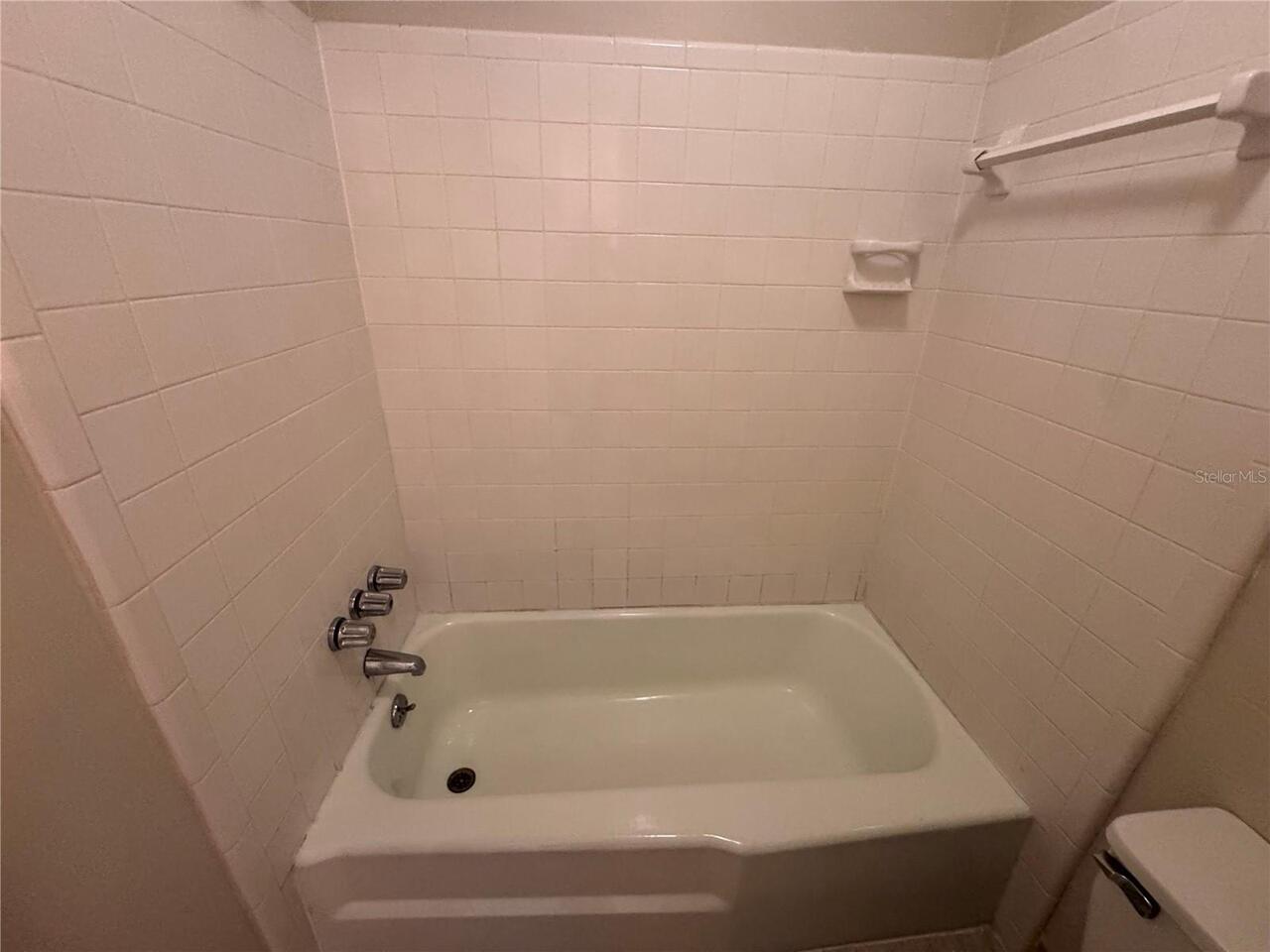 Listing Photo 16