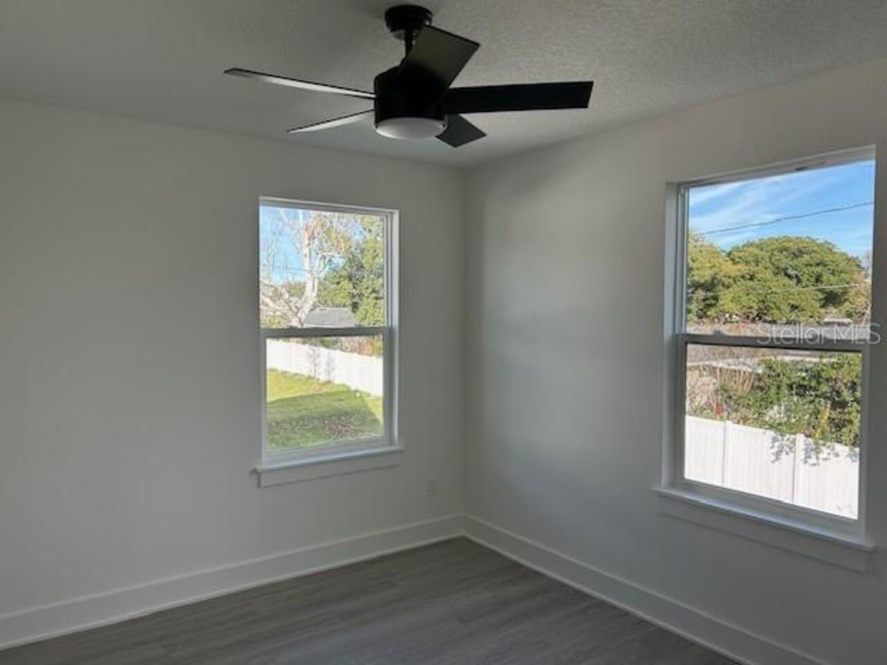 Listing Photo 8