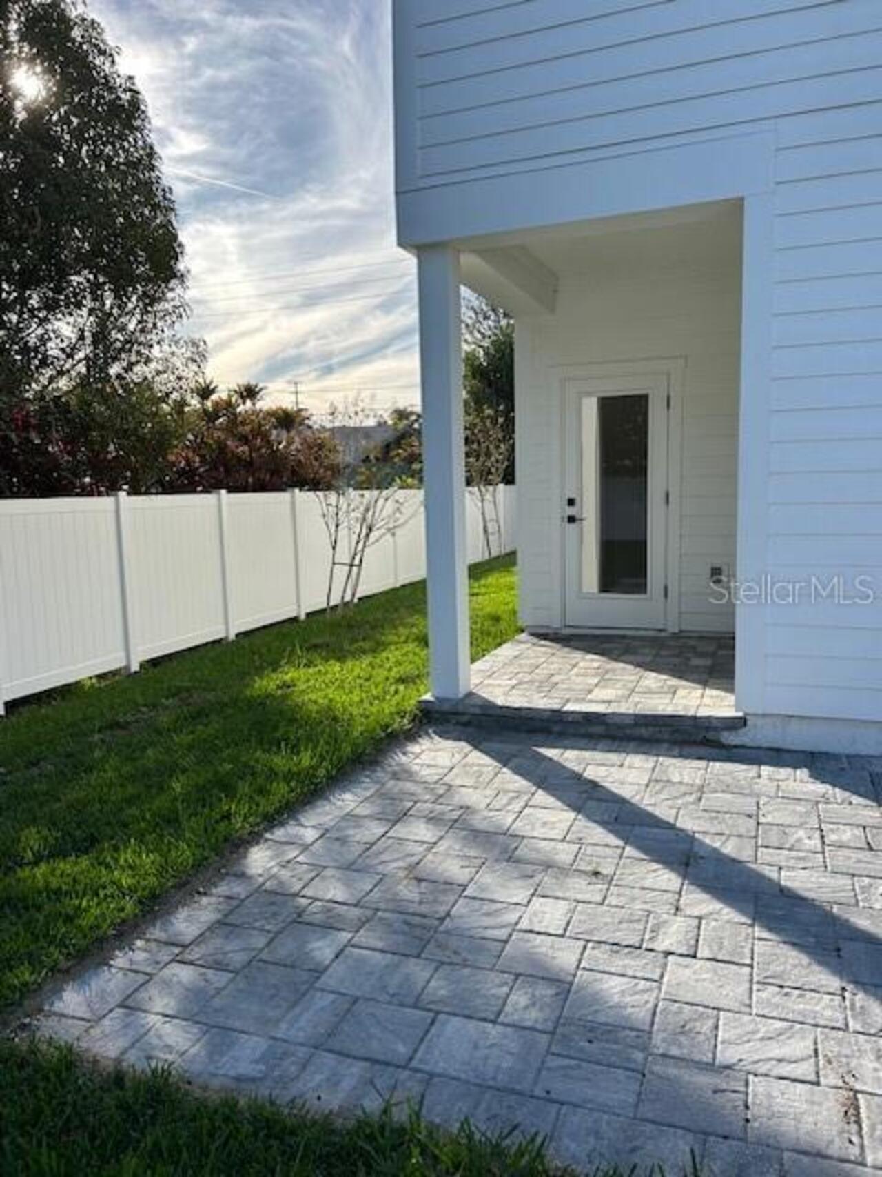 Listing Photo 19