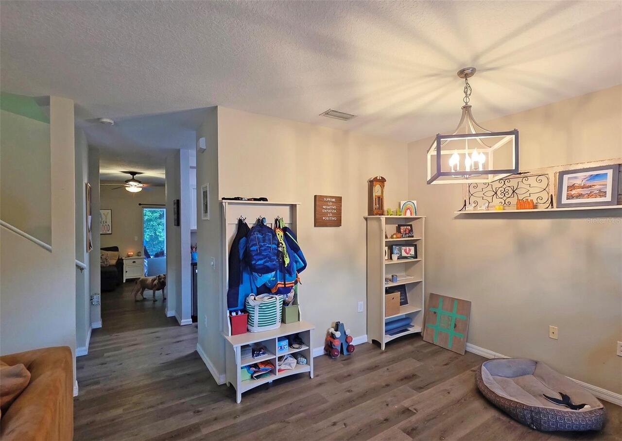 Listing Photo 8