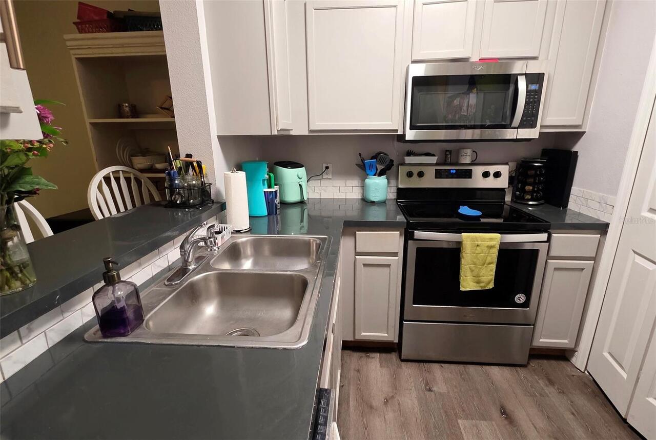 Listing Photo 10