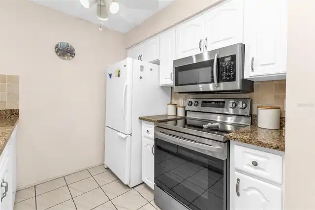Listing Photo 13