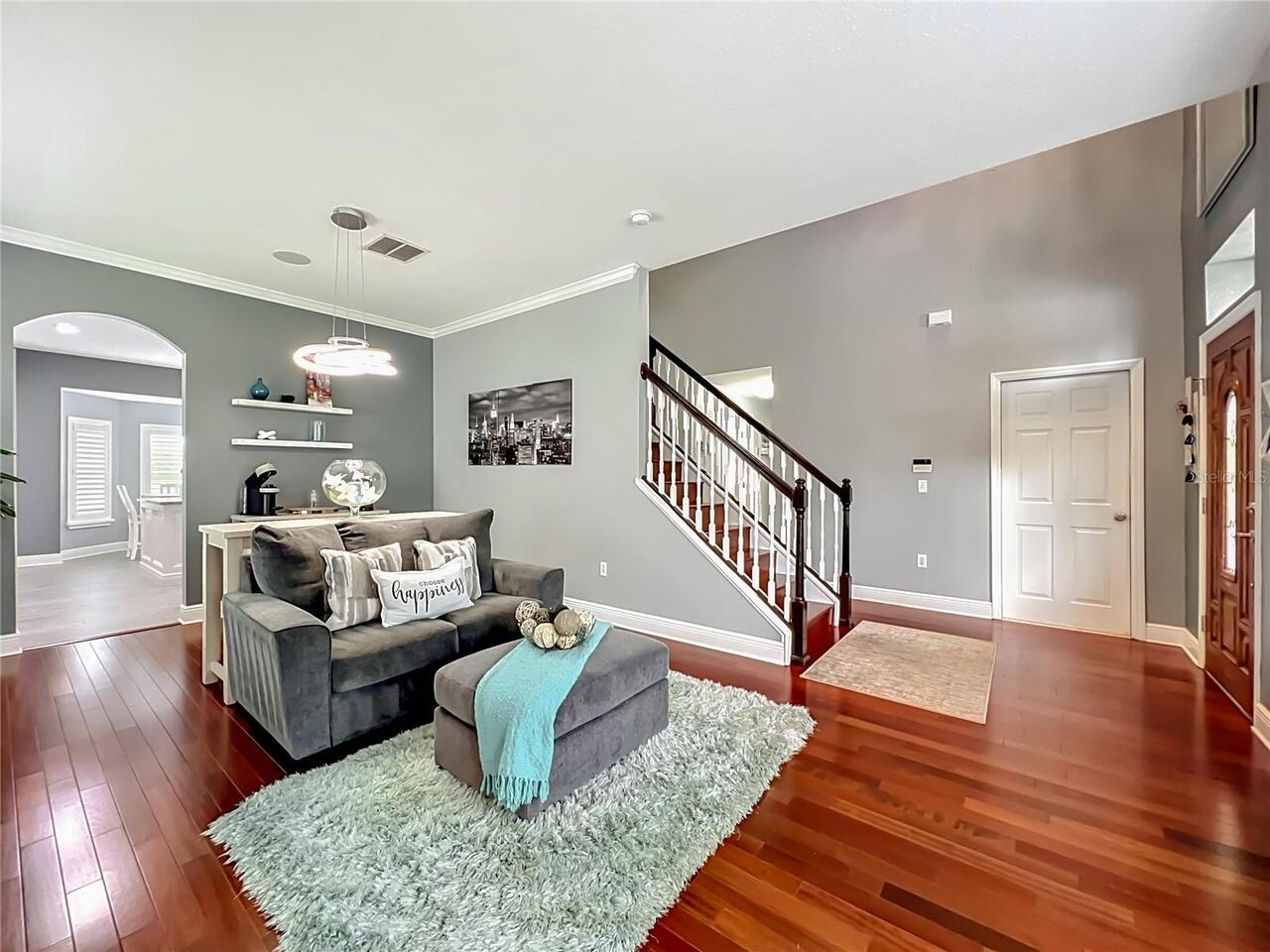 Listing Photo 9